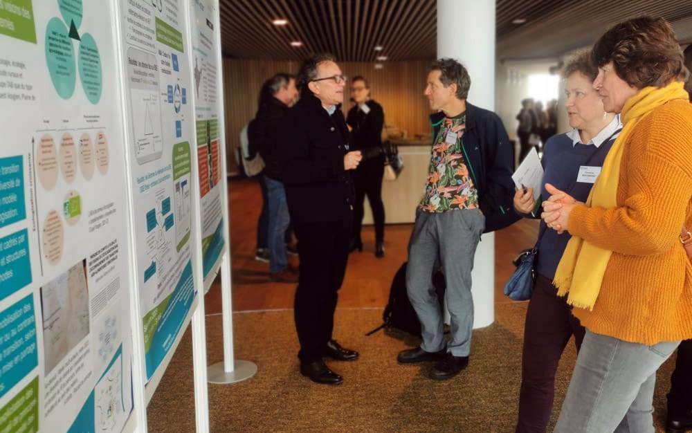 Séance posters au séminaire METABIO en mars 2023